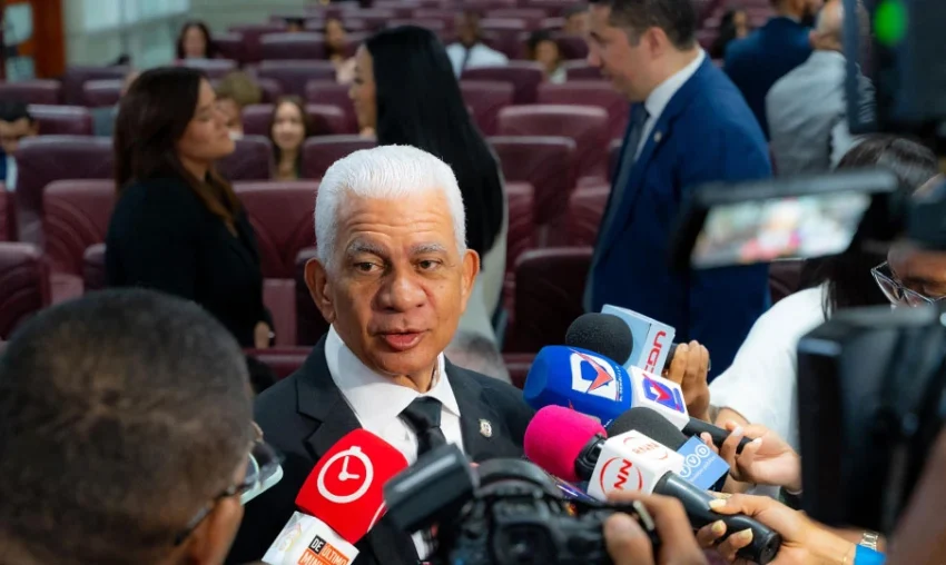 Ricardo de los Santos rechaza postergar entrada en vigor del nuevo Código Penal