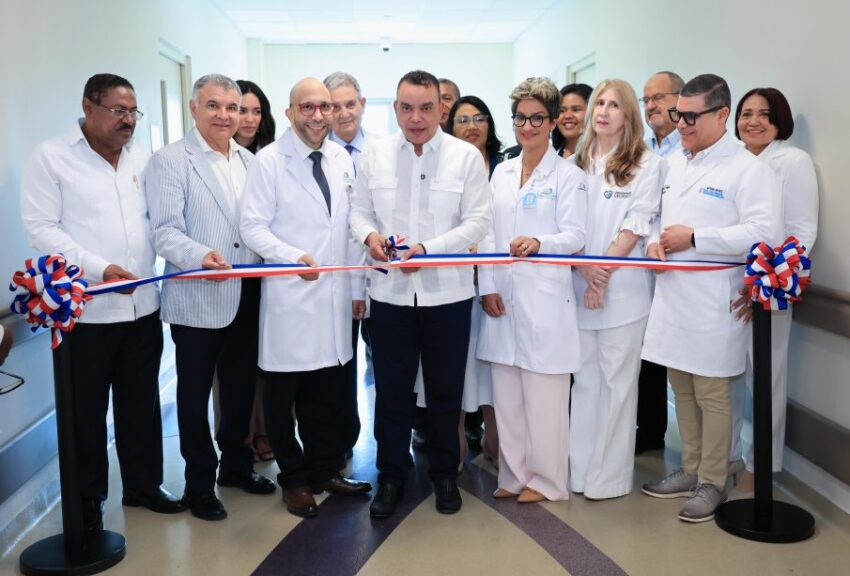 SNS inaugura primera unidad de cirugía intrauterina del país; bebés podrán ser operados antes de nacer de forma gratuita