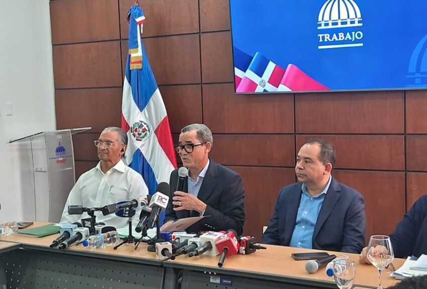 Ministerio de Trabajo presenta nuevo ordenamiento sobre botiquines y primeros auxilios en centros laborales