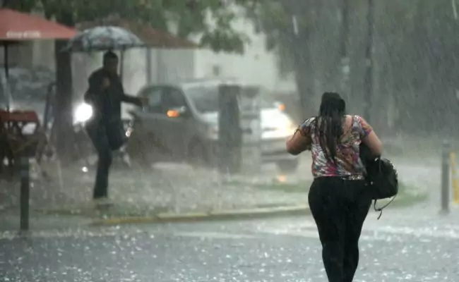 Vaguada provocará aguaceros este sábado en varias provincias, informa Indomet