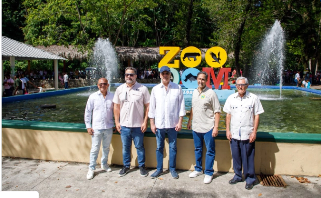 Presidente Abinader recorre el Zoológico Nacional y anuncia obras para su transformación; en el Jardín Botánico supervisó trabajos de remozamiento
