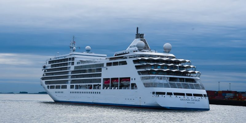 Puerto de Dover recibe escala inaugural del Silver Spirit