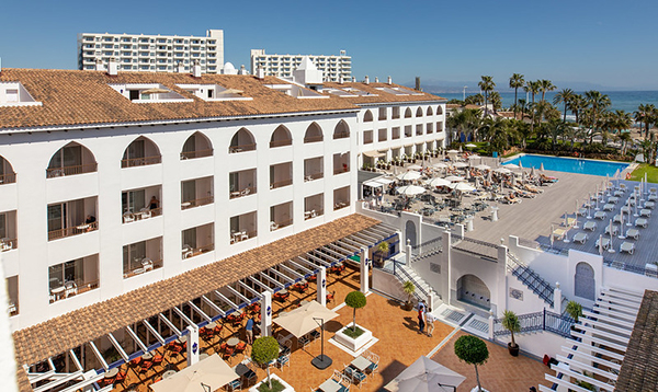 Málaga cierra el paso a nuevos hoteles y apartamentos turísticos