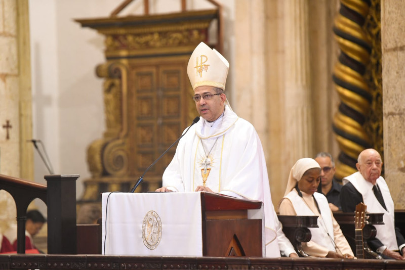 Obispo coadjutor urge a aprobar el Código Penal sin titubeos