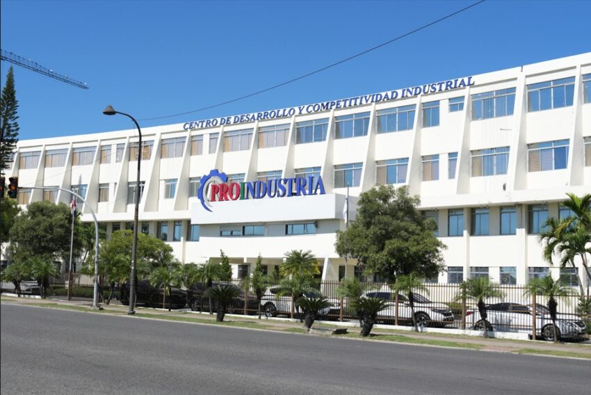 Proindustria dice invierte más de RD$665 millones en la modernización de parques industriales
