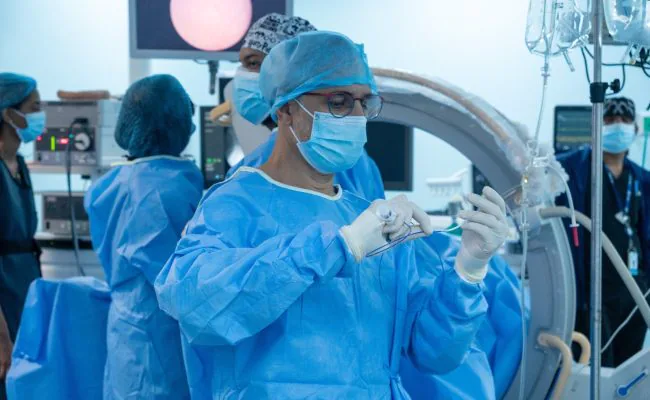 CEDIMAT aplica primer procedimiento con Elutax 3 en RD; la nueva tecnología busca transformar el abordaje de la estrechez uretral