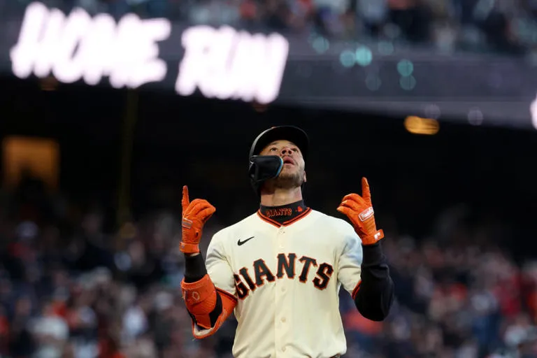Los Gigantes de San Francisco blanquean a Milwaukee con un cuadrangular decisivo de McCray