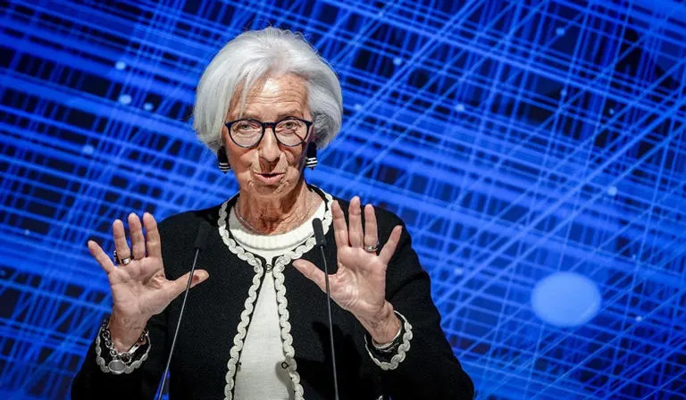 El Banco Central Europeo reduce en 98,000 millones de euros su cartera de bonos españoles adquiridos durante la pandemia
