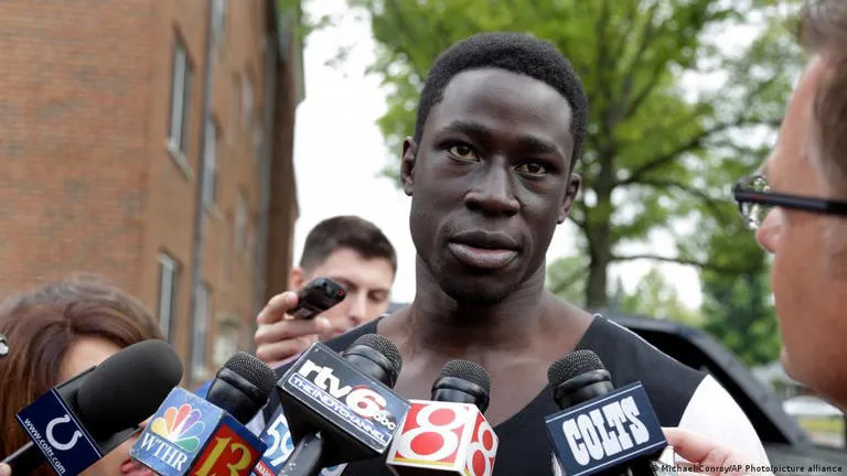 Deportación histórica en la NFL: el caso de Daniel Ogama Adongo tras años de desafíos legales