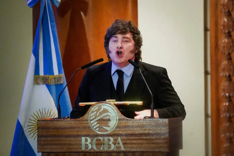 Las tensiones entre Javier Milei y Pedro Sánchez marcan un período de distanciamiento en las relaciones entre España y Argentina
