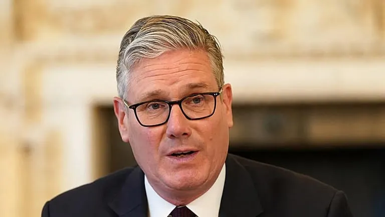 La difícil decisión de Keir Starmer: Un adiós marcado por la reflexión personal