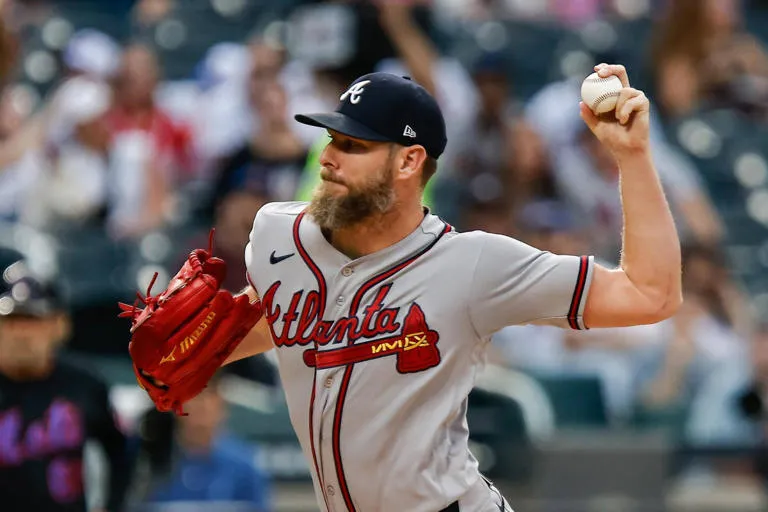 Duelo de pitcheo: Chris Sale guía a los Bravos en triunfo sobre los Mets