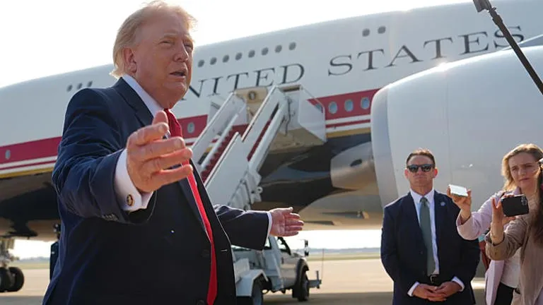Trump califica de "ridículo" el actual nivel de apoyo de EE. UU. a la OTAN