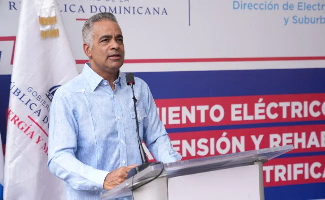 La demanda eléctrica alcanzó anoche nuevo histórico de 4,166.52 megavatios