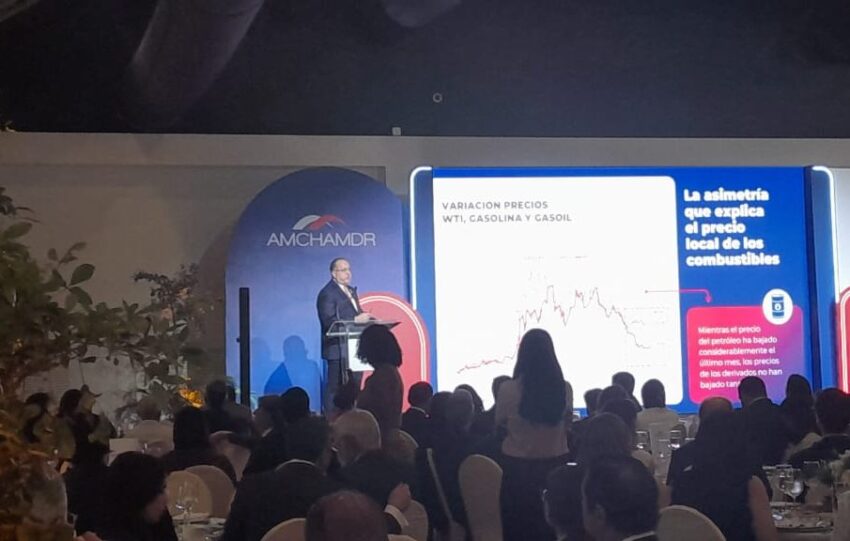 Magín Díaz: “La economía de RD responde positivamente pese a la incertidumbre persistente”