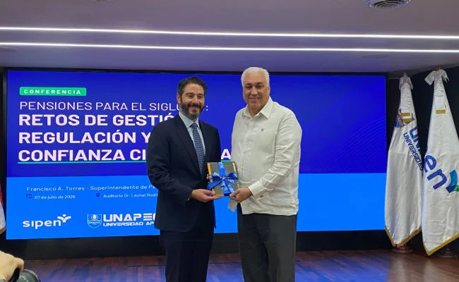 Superintendente de Pensiones asegura el tranque con la reforma laboral no es por la cesantía