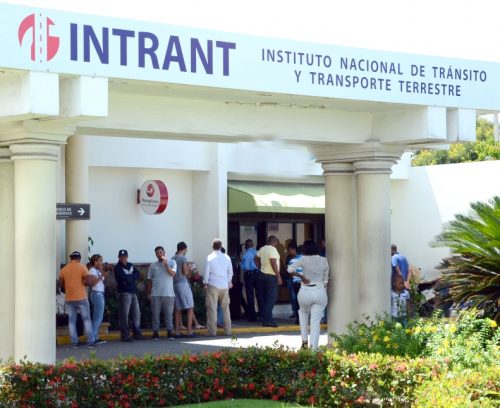 Intrant anuncia ganancias de 300 millones emisión licencias
