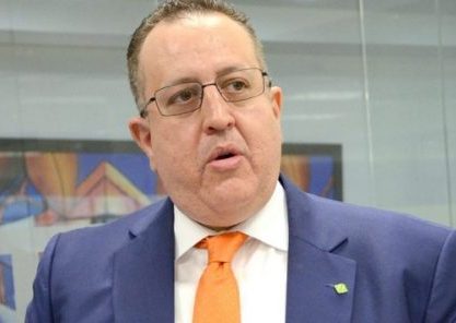 Ministro aboga por reformas para ampliar inversión pública