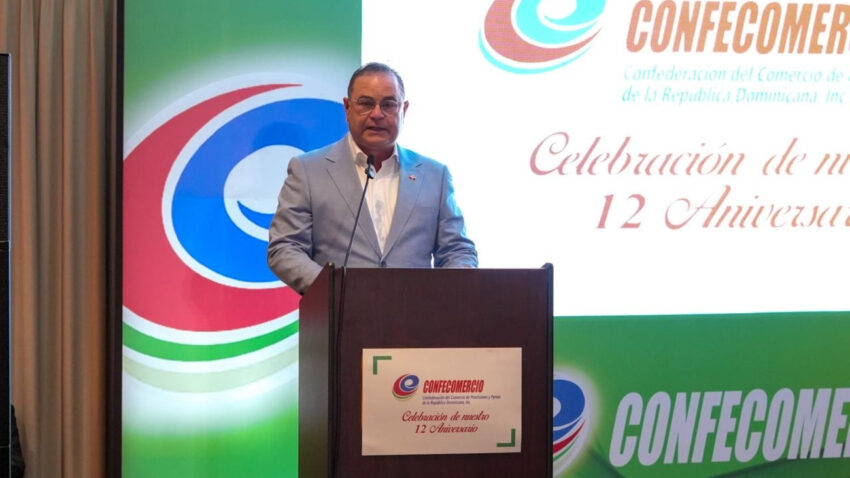 Ministro de Agricultura destaca alianza entre campo y comercio para fortalecer abastecimiento nacional