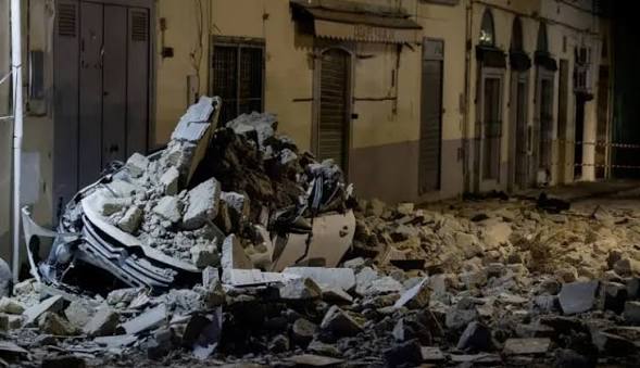 Un sismo de 4,3 sacude el norte de Italia y obliga a suspender brevemente los trenes
