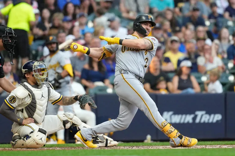 Spencer Horwitz impulsa el triunfo de los Piratas de Pittsburgh sobre los Cerveceros de Milwaukee