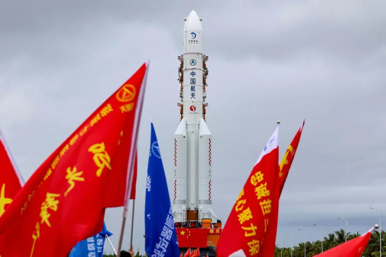 Misión lunar Chang'e 7 pospuesta: China retrasa su lanzamiento