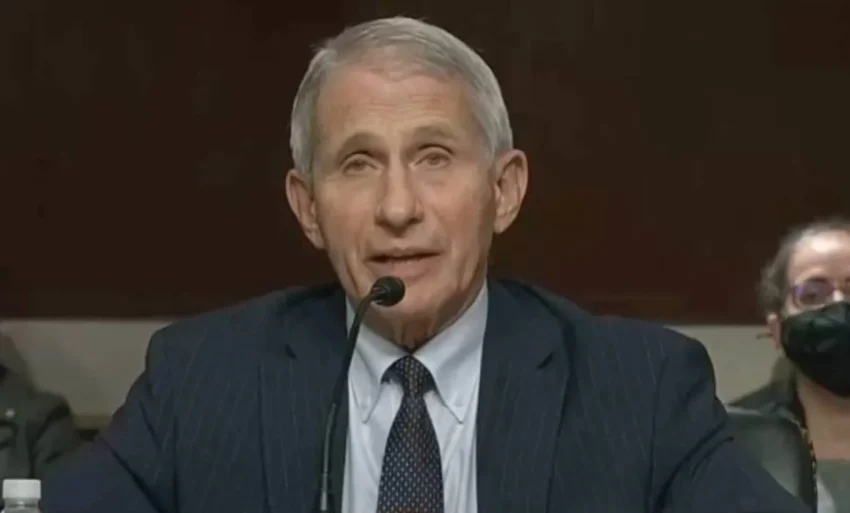 Exasesor de Fauci se declara culpable por ocultar documentos
