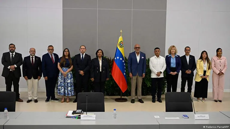 Negociaciones de paz: el gobierno venezolano y la oposición logran avances clave hacia una transición política