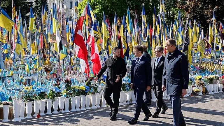 Lderes europeos refuerzan sanciones a la flota rusa