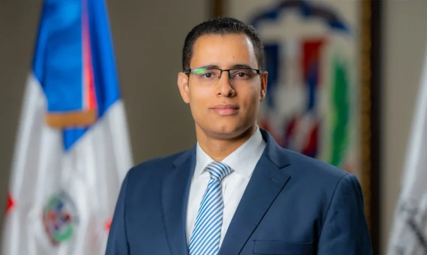Juan Ariel Jiménez afirma Estado debe preparar a jóvenes para retos del nuevo mercado laboral