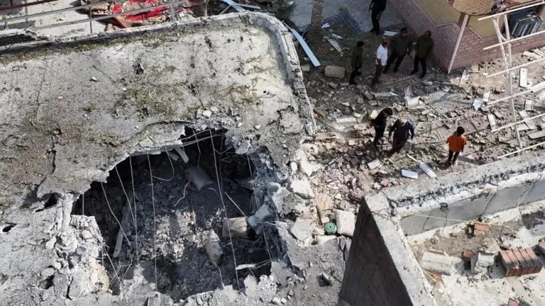 Estrecho de Ormuz: Alerta por Choque Militar con Drones en 2026