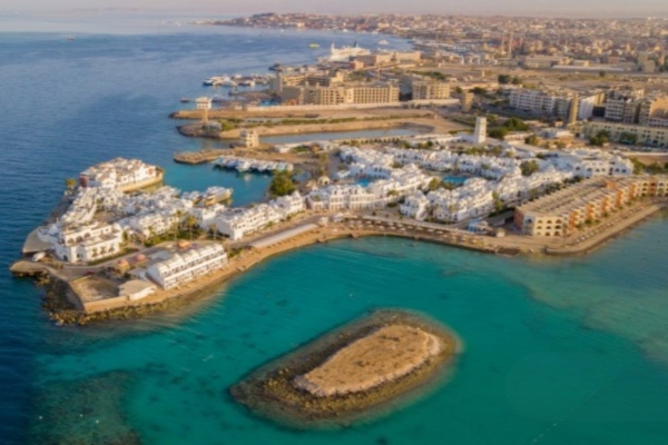 Nicko Cruises detalla programa terrestre de emergencia en Egipto en 2026