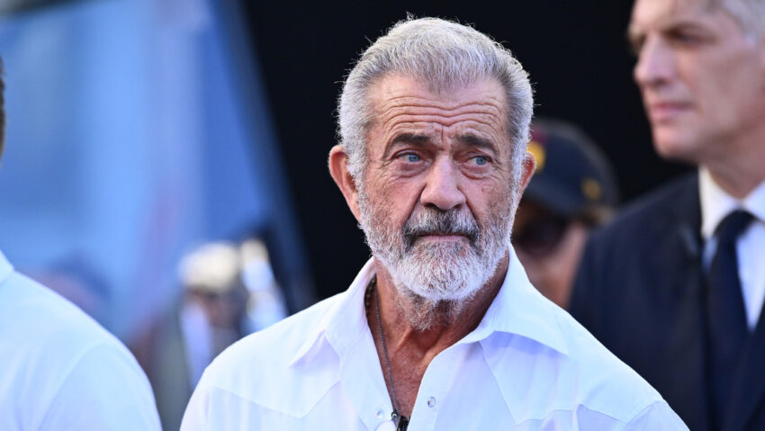 Estrella de Hollywood se disculpa por burlarse de una intérprete de lenguaje de señas