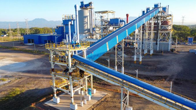 Empresa dominicana adquiere una cementera en El Salvador