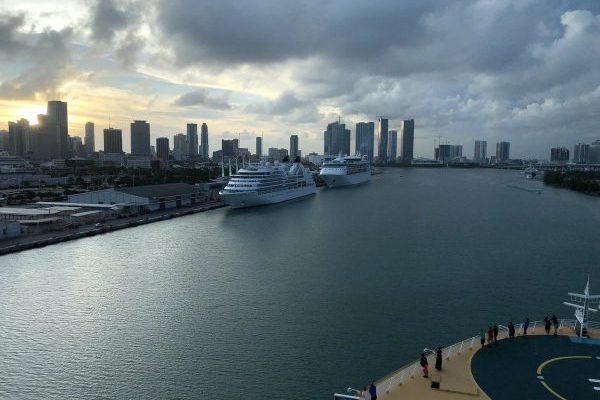 Crece número de compañías que visitarán Miami en nueva temporada