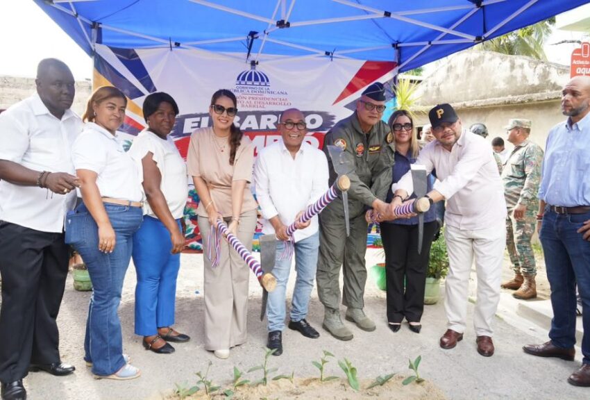 El Barrio Cambió: Rolfi Rojas encabeza obras comunitarias y entrega peatonales en Pedro Brand