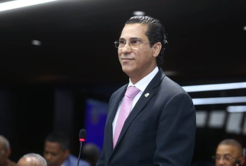Fuerza del Pueblo revela alianza opositora clave para comicios