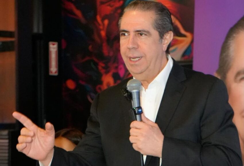 Francisco Javier García arremete contra el retroceso eléctrico en Santo Domingo y exige soluciones
